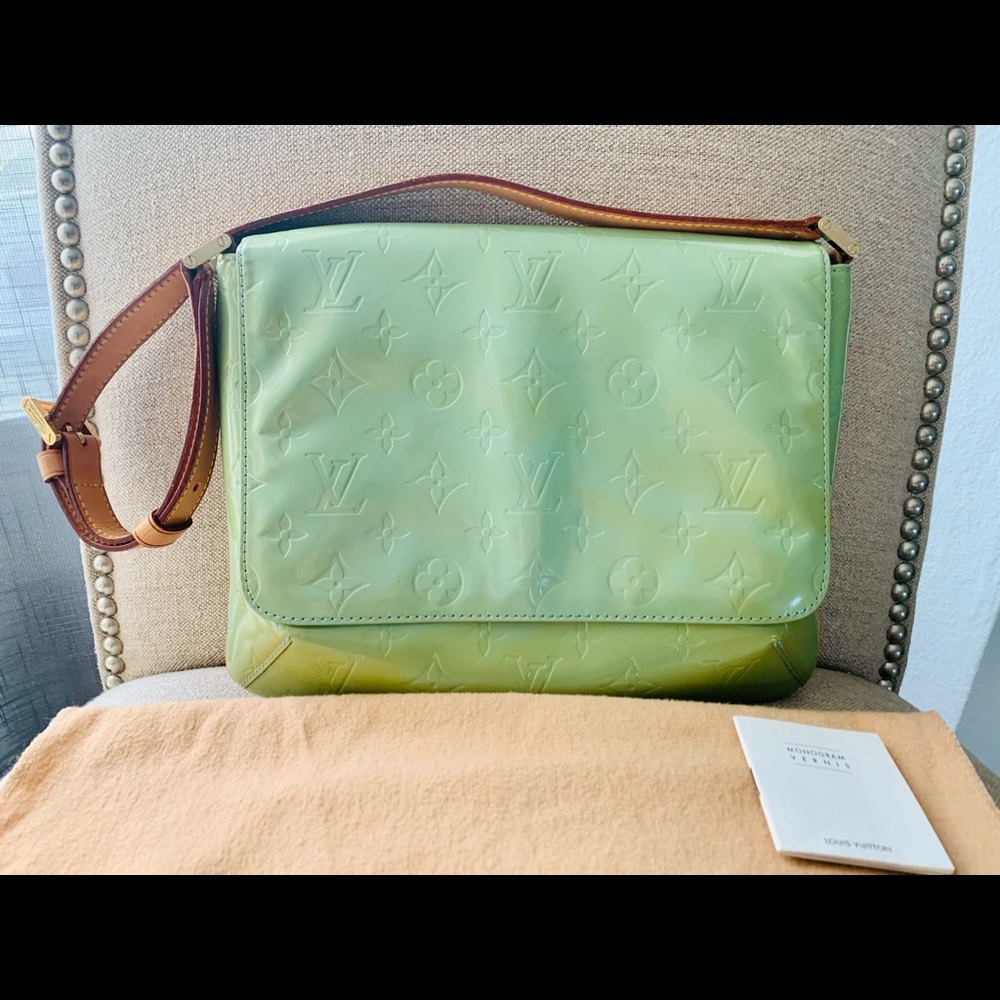 Authentic Vintage LV Monogram Vernis Bag #BA0949 - Picture 2 of 11